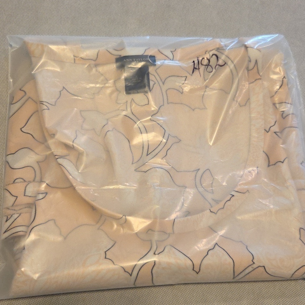 Ann Taylor Womens Shirt Large - Picture 9 of 9